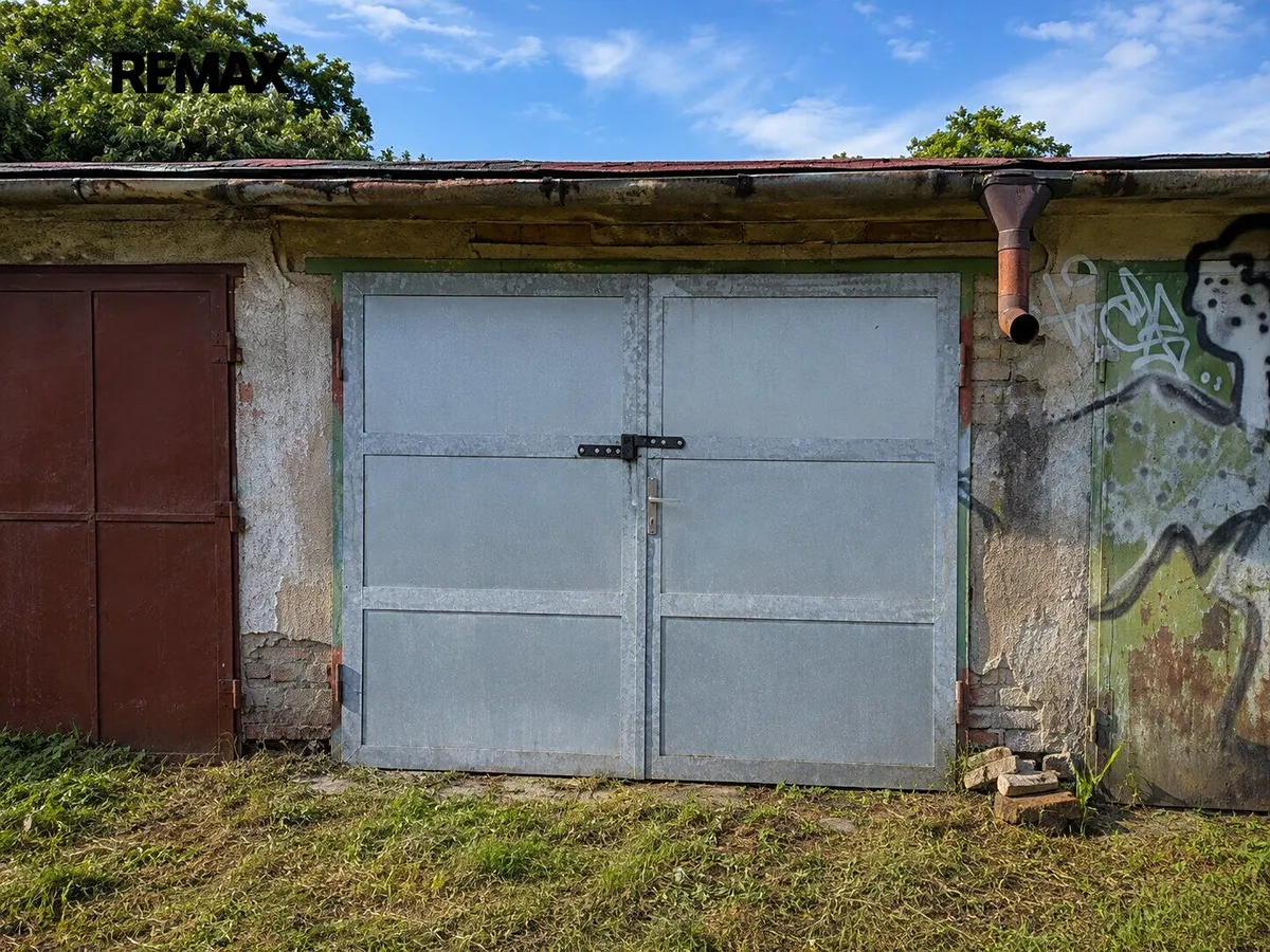 Prodej garáže 15 m²